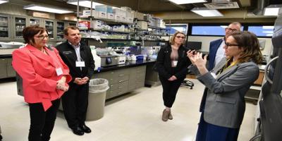 Baldwin Fund tours Upstate, visits with researchers to learn about Fund’s impact on breast cancer research